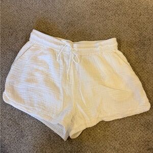 H&M White Linen High Waist Shorts